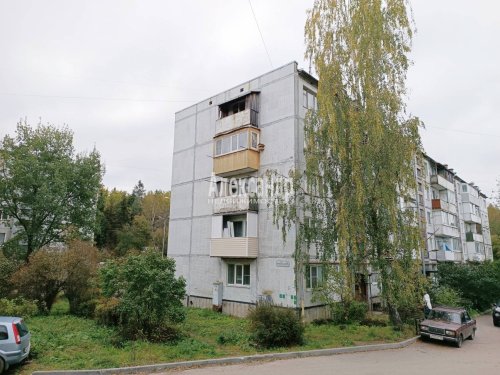 3-комнатная квартира (62м2) на продажу по адресу Выборг г., Кировские Дачи ул., 3— фото 1 из 14