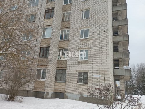 1-комнатная квартира (36м2) на продажу по адресу Волхов г., Ярвенпяя ул., 5а— фото 1 из 10