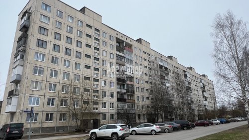 3-комнатная квартира (57м2) на продажу по адресу Светогорск г., Спортивная ул., 10— фото 1 из 24