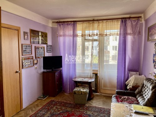 2-комнатная квартира (45м2) на продажу по адресу Авангардная ул., 7— фото 1 из 15