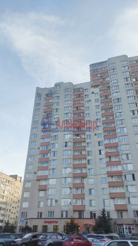 1-комнатная квартира (33м2) на продажу по адресу Коммуны ул., 50— фото 1 из 14