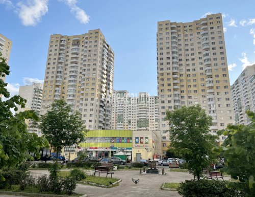 3-комнатная квартира (79м2) на продажу по адресу Шушары пос., Первомайская ул., 22— фото 1 из 15