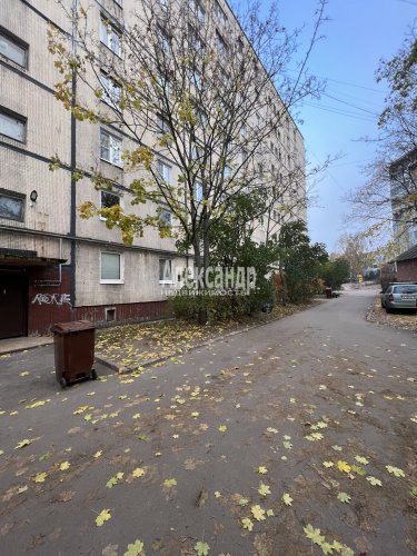 3-комнатная квартира (80м2) на продажу по адресу Выборг г., Гагарина ул., 12— фото 1 из 15