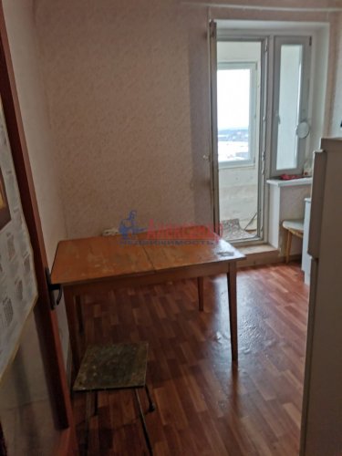2-комнатная квартира (55м2) на продажу по адресу Синявинская ул., 11— фото 1 из 12