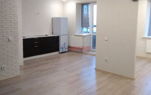 1-комнатная квартира (36м2) на продажу по адресу Мурино г., Шоссе в Лаврики ул., 59— фото 1 из 6