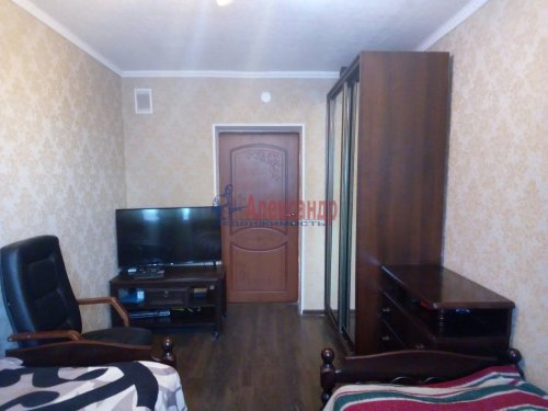 2 комнаты в 2-комнатной квартире (70м2) на продажу по адресу Сосново пос., Первомайская ул., 9— фото 1 из 8