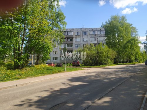 2-комнатная квартира (56м2) на продажу по адресу Выборг г., Ленинградское шос., 53— фото 1 из 19