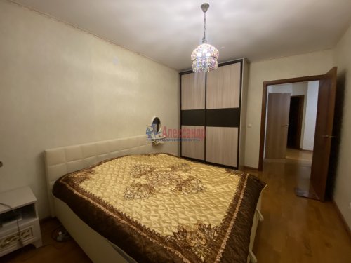 3-комнатная квартира (79м2) на продажу по адресу Парголово пос., Федора Абрамова ул., 15— фото 1 из 23