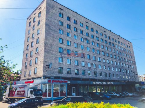 2-комнатная квартира (46м2) на продажу по адресу Выборг г., Кутузова бул., 43— фото 1 из 19