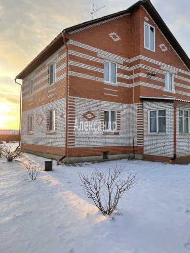 Жилой дом (145м2) на продажу — фото 1 из 52