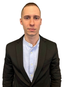 Агент по недвижимости Лихманов Евгений Витальевич