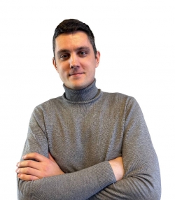 Агент по недвижимости Штукин Артём Викторович